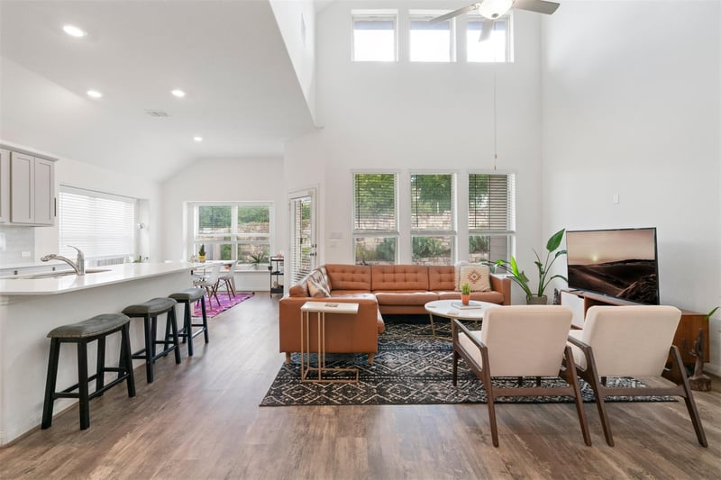 Virtual tour of 700 Allende BND Unit #82