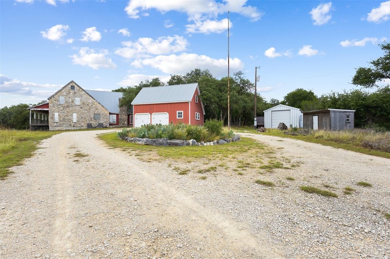 Virtual tour of 700 Camino De Rancho