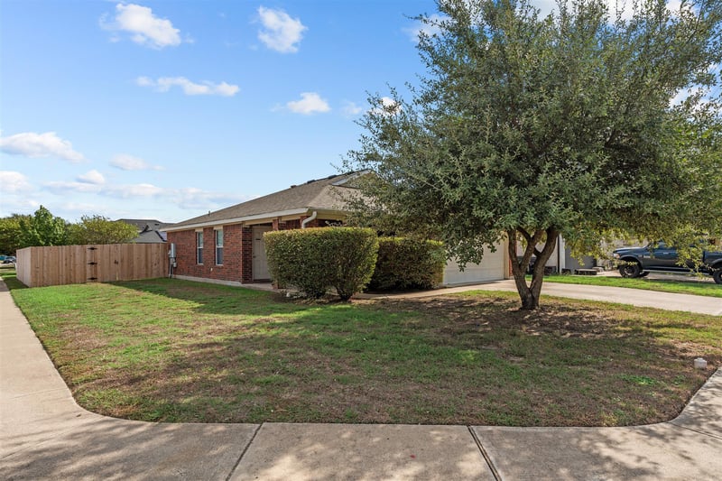 Virtual tour of 700 Morgan Dr
