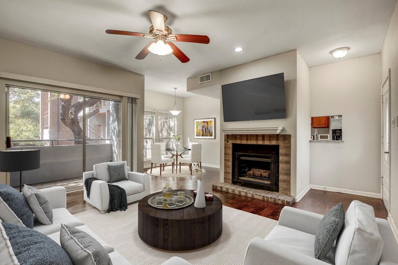Virtual tour of 700 S 1st ST Unit #207