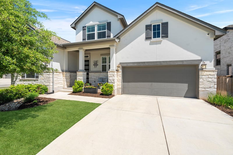 Virtual tour of 700 Whitetail DR