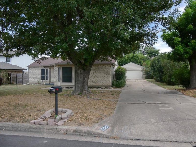 Virtual tour of 701 Greenwich Pl