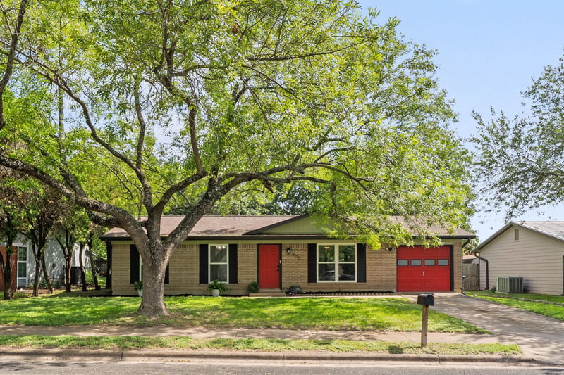 Virtual tour of 705 Dulwich ST
