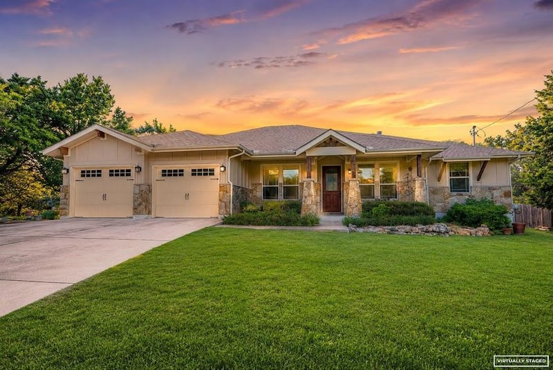Virtual tour of 706 Rogart DR