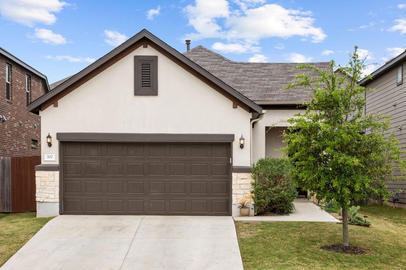 Virtual tour of 707 Eves Necklace Dr