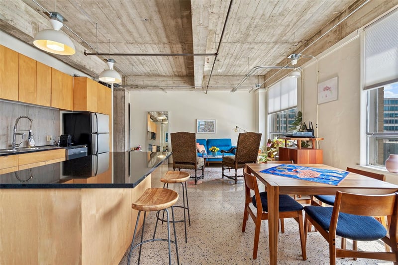 Virtual tour of 710 Colorado ST Unit #8H