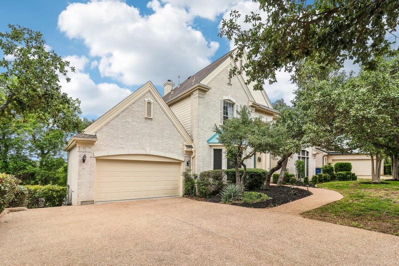 Virtual tour of 7100 Valburn DR