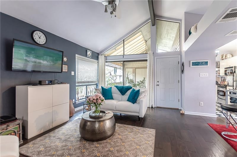 Virtual tour of 7122 Wood Hollow Dr Unit #103