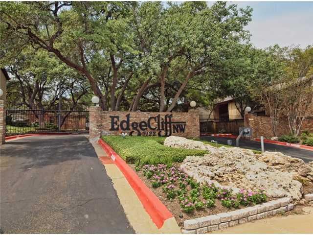 Virtual tour of 7122 Wood Hollow DR Unit #109