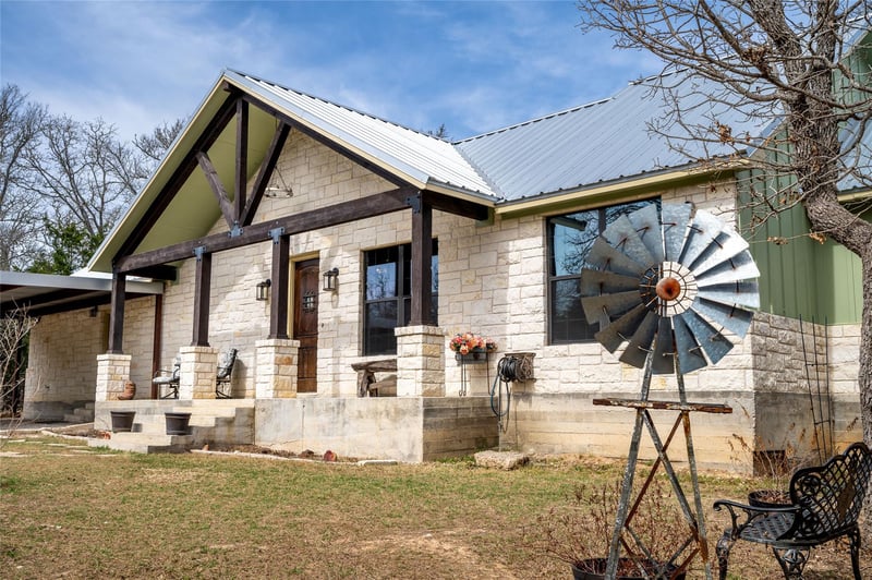 Virtual tour of 7152 Taylorsville RD