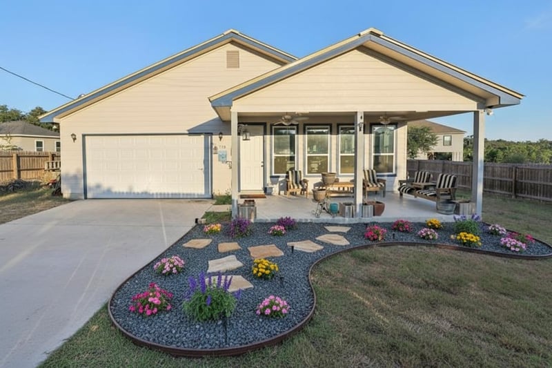 Virtual tour of 718  Chip Shot Cir