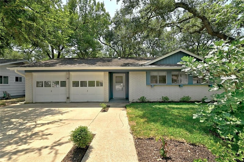 Virtual tour of 7207 Southwind Dr