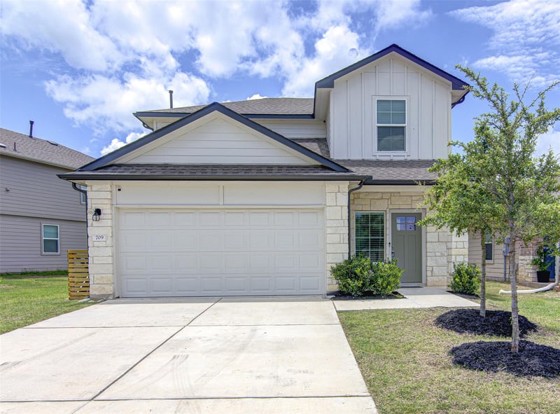 Virtual tour of 709 Aster PL