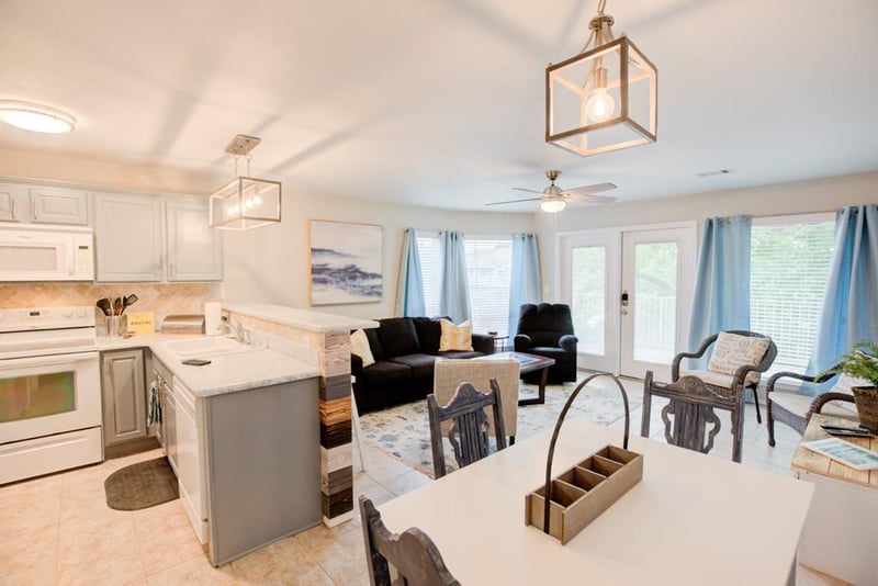 Virtual tour of 730 E Mather ST Unit #K301