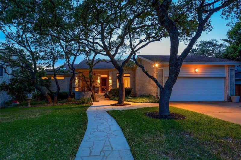 Virtual tour of 7304 Valburn Dr