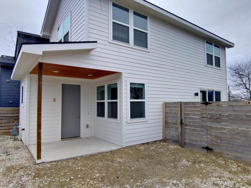 Virtual tour of 7309 Bennett Ave Unit #B