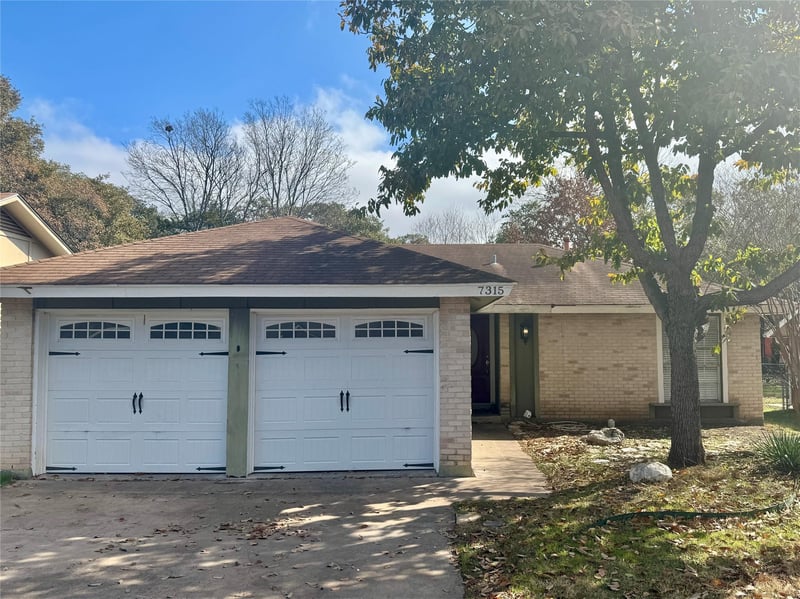 Virtual tour of 7315 Lunar DR