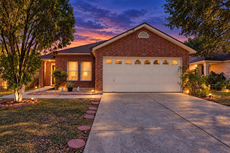 Virtual tour of 7317 Marble Ridge Dr