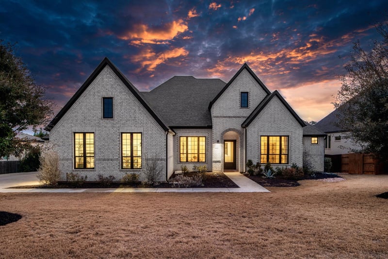 Virtual tour of 734 Bridge Water Loop
