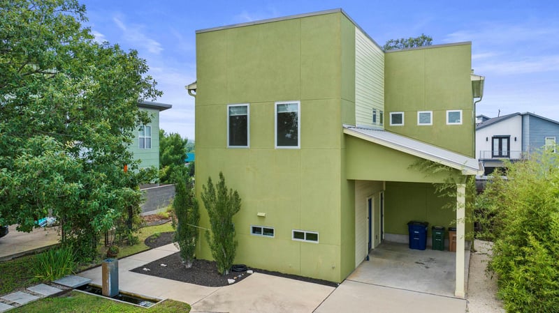 Virtual tour of 7404 Ava LN