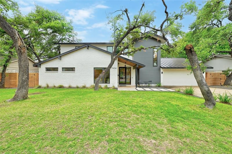 Virtual tour of 7404 W Rim DR