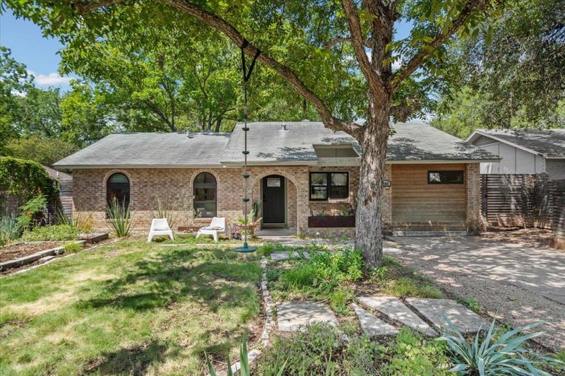 Virtual tour of 7408 Loganberry DR