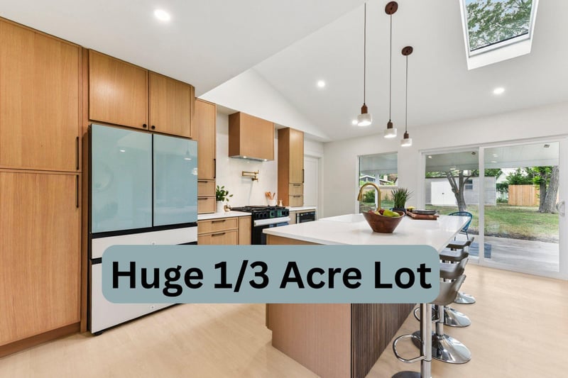 Virtual tour of 7503 Carriage DR