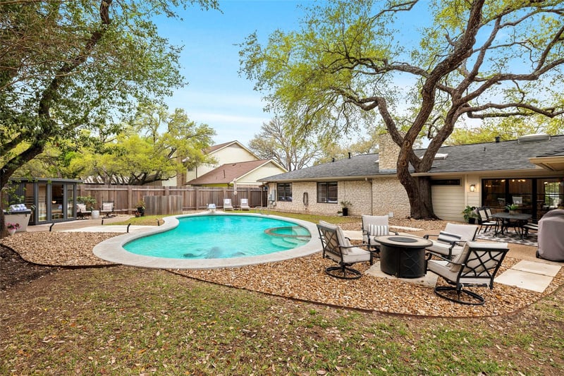Virtual tour of 7510 Crossdraw DR