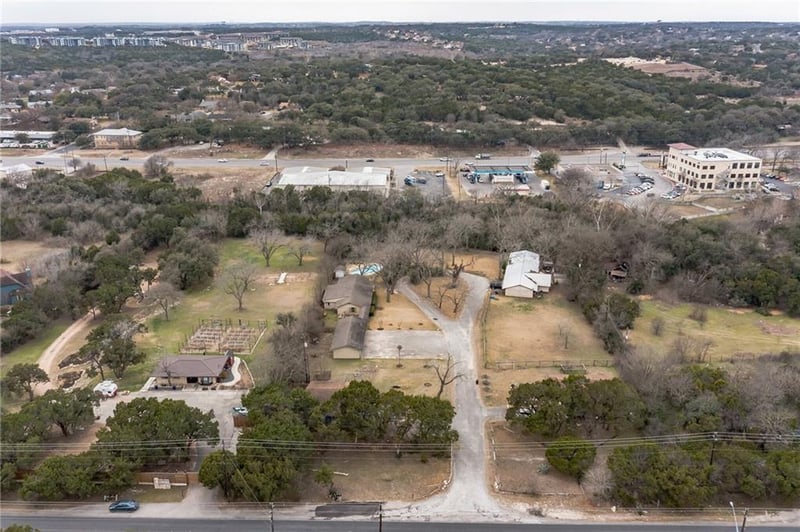 Virtual tour of 7511 Old Bee Caves RD