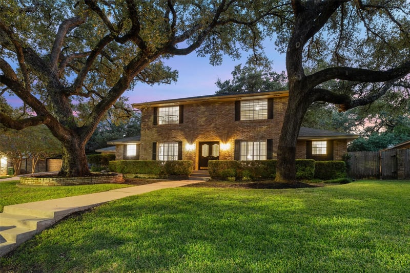 Virtual tour of 7513 Stonecliff CIR
