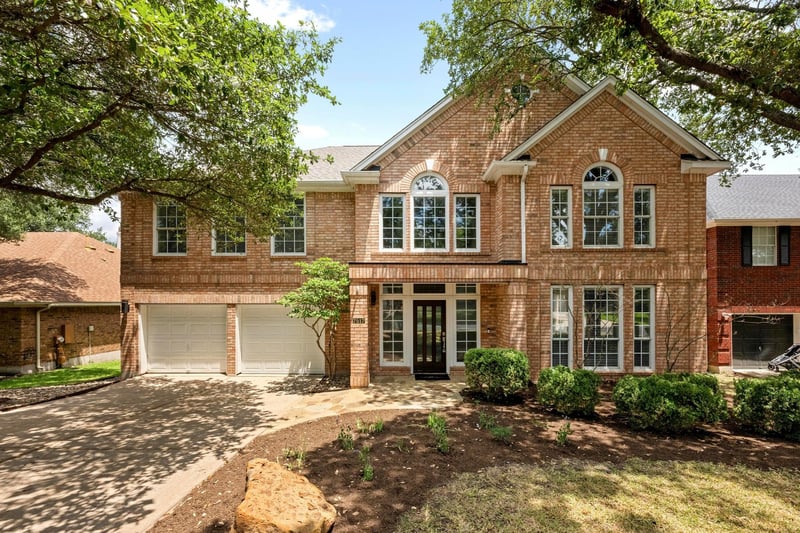 Virtual tour of 7517 Robert Kleburg Ln