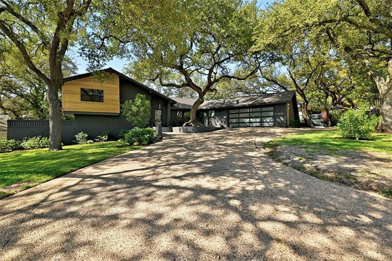 Virtual tour of 7602 Stoneywood Dr