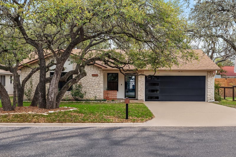 Virtual tour of 7603 Beinville CV