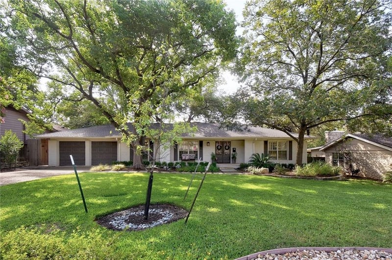 Virtual tour of 7603 Mesa Dr