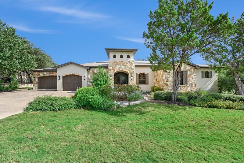 Virtual tour of 7608 Lazy River CV