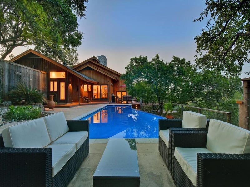 Virtual tour of 7609 Parkview Cir