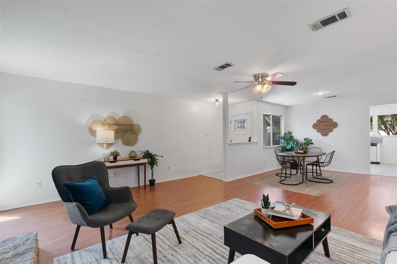 Virtual tour of 7611 Galliano Cir