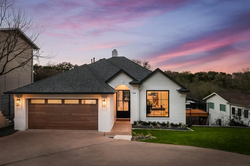 Virtual tour of 7639 Parkview CIR