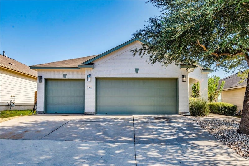 Virtual tour of 765 Reliance DR