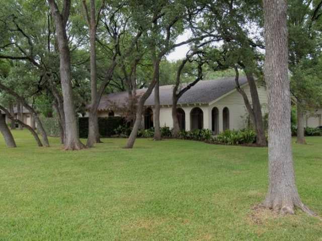 Virtual tour of 7701 Mesa Dr