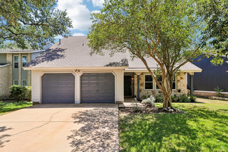 Virtual tour of 7703 Copperas DR
