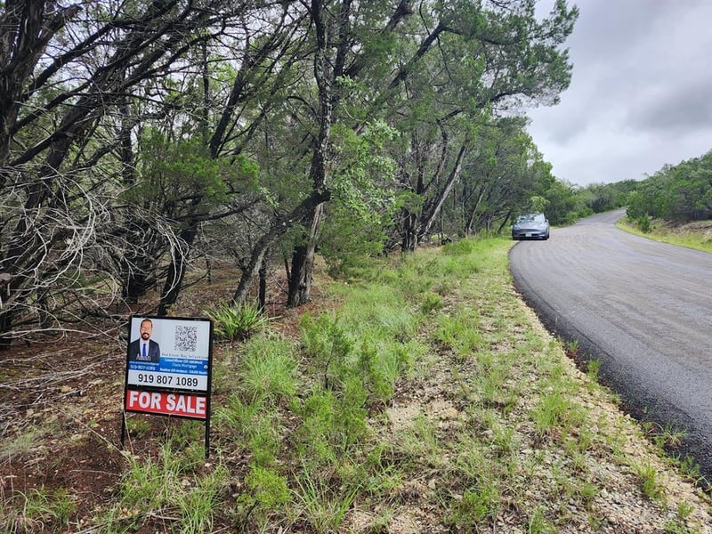 Virtual tour of 7707 Sagebrush TRL