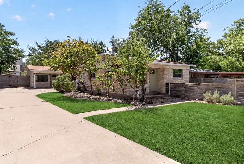 Virtual tour of 7711 Watson ST
