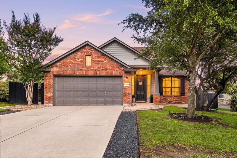 Virtual tour of 7713 Black Mountain DR