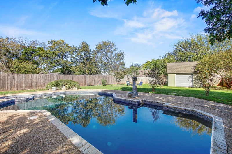 Virtual tour of 7741 Manassas DR