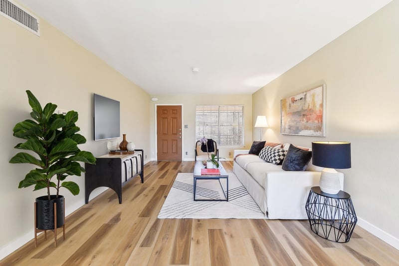 Virtual tour of 7801 Shoal Creek Blvd Unit #224