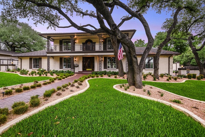Virtual tour of 7802 Shadyrock DR
