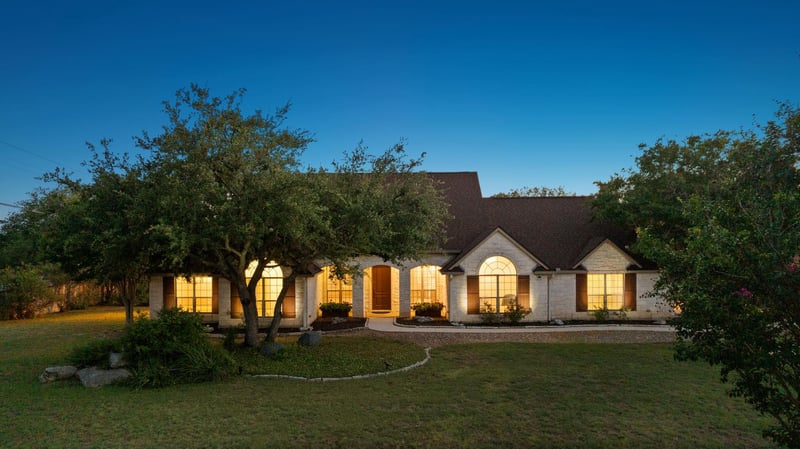 Virtual tour of 781  Woodland Dr