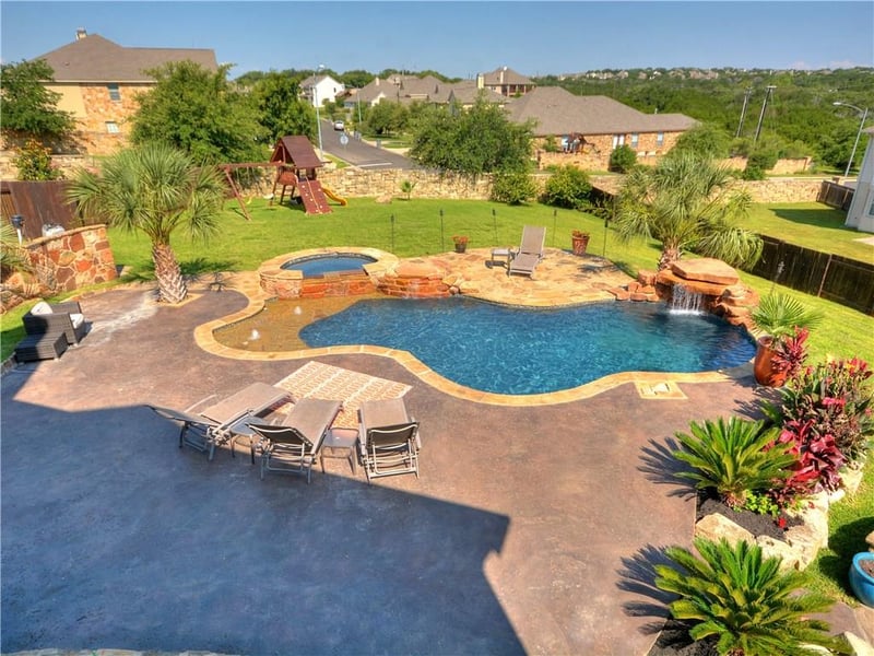 Virtual tour of 7812 Meloncon