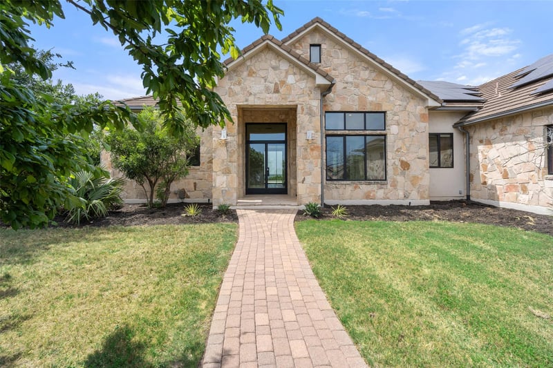 Virtual tour of 7816 Lynchburg DR